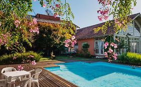 Golden Hills - Vila Suzana